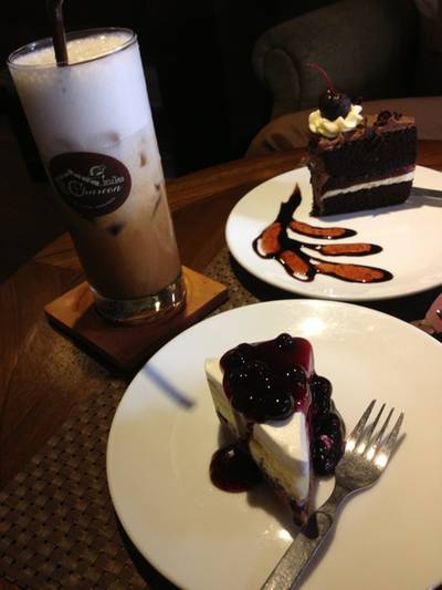 yummy afternoon >< ที่ ร้านอาหาร Charcao Bakery & Restaurant yummy afternoon >< ที่ ร้านอาหาร Charcao Bakery & Restaurant