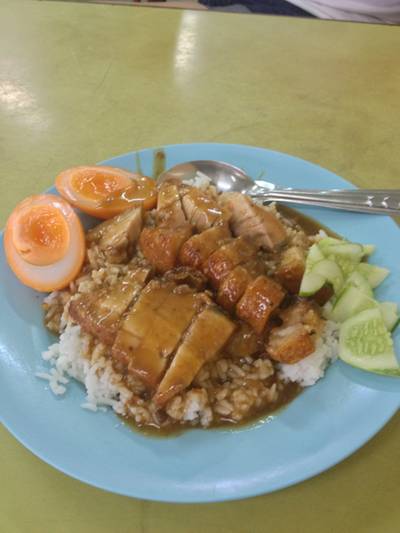 ร้านอาหาร หมูสะเต๊ะช่องก่ี
