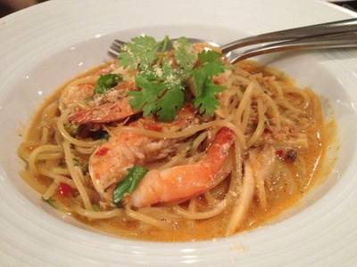 สปาเก็ตตี้ซอสต้มยำมันกุ้ง (260.-) ที่ ร้านอาหาร Flow Restaurant & Bar