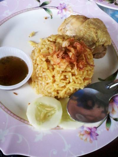 ข้าวหมกไก่  ที่ ร้านอาหาร โรตี มะตะบะ