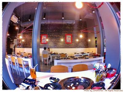 นั่งทานคนเดียว เหงาจัง ที่ ร้านอาหาร Sumi Sumi Grand Crystal Park