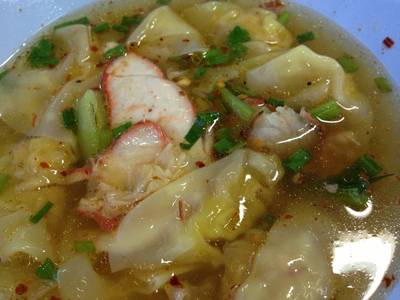 ร้านอาหาร ราชาบะหมี่เกี๊ยวหมูแดง