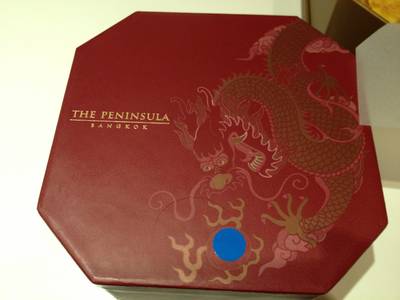 ขนมไหว้พระจันทร์ ที่ ร้านอาหาร The Peninsula Boutique and Cafe