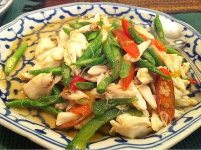 เนื้อปูผัดพริกสด ที่ ร้านอาหาร ครัวสารสจัด