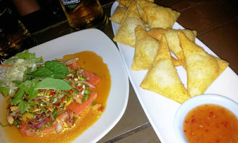 ก็ใช้ได้อยู่นะ ที่ ร้านอาหาร Hot Chilli