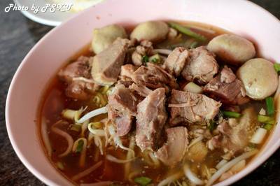ร้านอาหาร เชลล์โภชนา บ่อนไก่