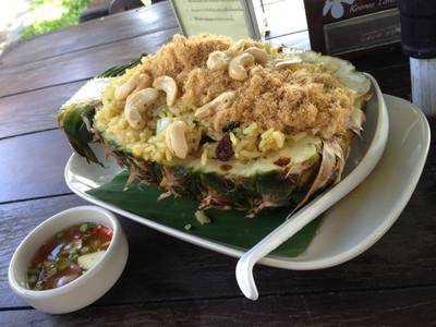 ข้าวผัดสับปะรด ที่ ร้านอาหาร คีรีธารา