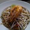 ผัดไทยกุ้งสด ที่ ร้านอาหาร Leng Noodle