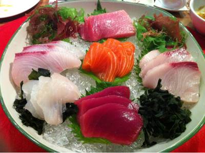 ร้านอาหาร Honmono Sushi ทองหล่อ