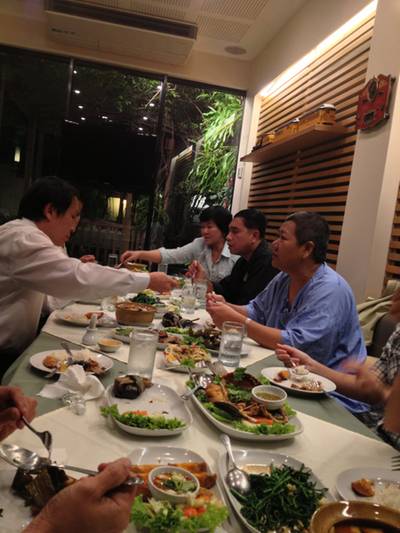 ร้านอาหาร รถเสบียง