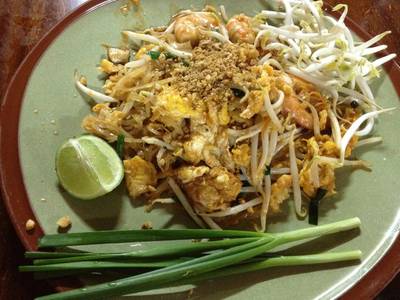 ร้านอาหาร ผัดไทกุ้งสด ประชาอุทิศ 24