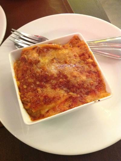 ลาซานย่าเห็ด ที่ ร้านอาหาร Scoozi สุรวงศ์ ลาซานย่าเห็ด ที่ ร้านอาหาร Scoozi สุรวงศ์