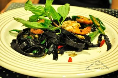 จานนี้ก็อร่อยอีกเหมือนกัน ที่ ร้านอาหาร HAP de NOUS cafe Pattanakarn road