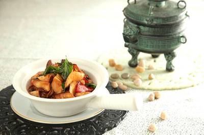 เห็ดออรินจิอบหม้อดิน ที่ ร้านอาหาร ติ่น ไท่ ฟง central world