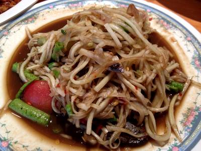 ตำปูปลาร้า ที่ ร้านอาหาร ไก่ทอดเจ๊กี (ส้มตำโปโล)
