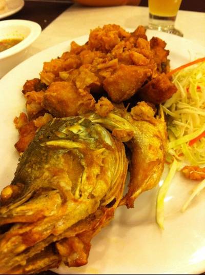 ร้านอาหาร เรือนแม่หลุย อาหารใต้ Promenade