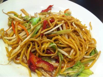 ผัดหมี่โซบะ(เจ)~* ที่ ร้านอาหาร Lee Cafe Esplanade