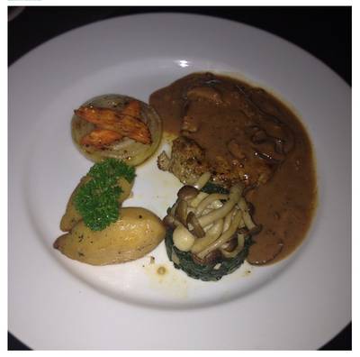 ร้านอาหาร Millet Bar & Bistro