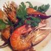 กุ้งแม่นำ้ราดซอสมะขาม เปรี้ยว หวาน เข้าถึงตัวกุ้งเลยล่ะ!!! ที่ ร้านอาหาร Living Room Hua Hin