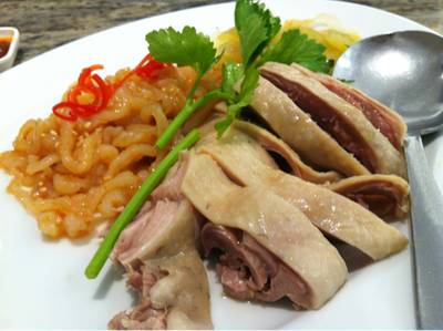 ไก่แช่เหล้า + แมงกระพรุนน้ำมันงา ที่ ร้านอาหาร Hongmin ฮองมิน เซ็นทรัลปิ่นเกล้า