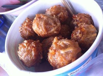 ร้านอาหาร ยุ้ยเผือกทอด เสาชิงช้า