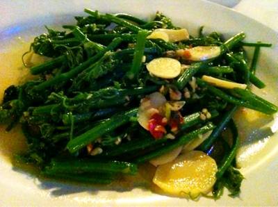 ร้านอาหาร สวนอาหารสมพงศ์ เลียบทางด่วนรามอินทรา-อาจณรงค์