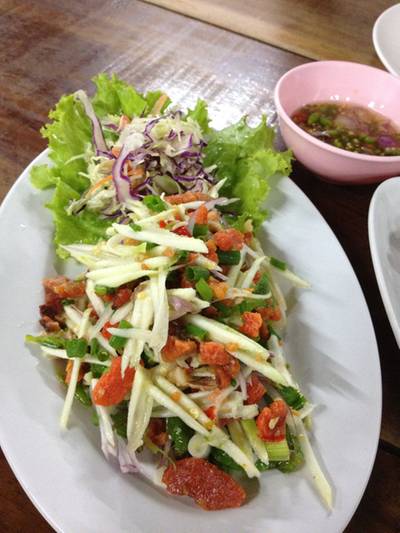 ร้านอาหาร น้าติ
