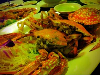 ร้านอาหาร สวนอาหารสมพงศ์ เลียบทางด่วนรามอินทรา-อาจณรงค์