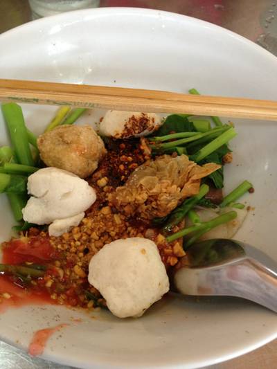 เย็นตาโฟต้มยำแห้ง ที่ ร้านอาหาร เม้ง โภชนา (ปิ่นเกล้า)