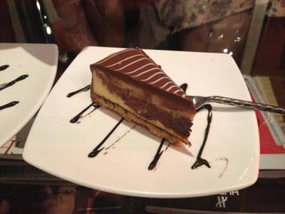 ร้านอาหาร บ้านขนิษฐา สาทร