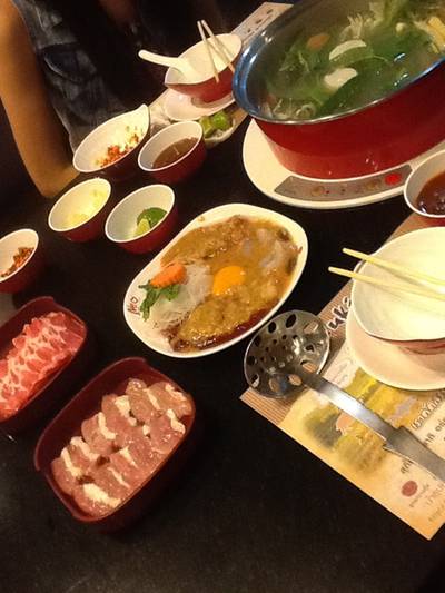 อร่อยดี ที่ ร้านอาหาร นีโอสุกี้ กาดรวมโชค เชียงใหม่