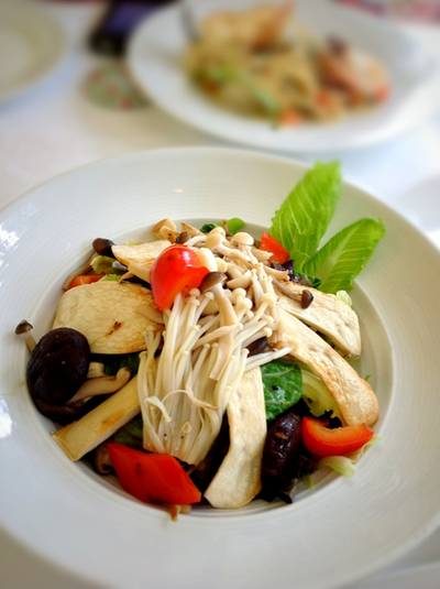 ร้านอาหาร The Anna Restaurant & Art Gallery