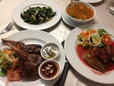 ร้านอาหาร เชฟถนอม