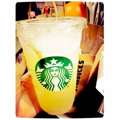 Starbucks Fruit-Drink
Lemon Lemon ที่ ร้านอาหาร Starbucks Siam Paragon