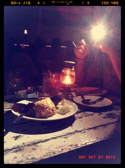 ลมเย็น ที่ ร้านอาหาร พระนคร บาร์ แอนด์ แกลเลอรี่ ลมเย็น ที่ ร้านอาหาร พระนคร บาร์ แอนด์ แกลเลอรี่