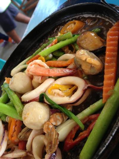 ร้านอาหาร ครัวแจ๋ว