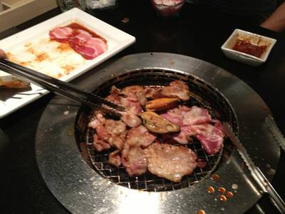 น้ำจิ้มไม่ผ่าน,อย่างอื่นผ่านหมด ที่ ร้านอาหาร King Kong น้ำจิ้มไม่ผ่าน,อย่างอื่นผ่านหมด ที่ ร้านอาหาร King Kong