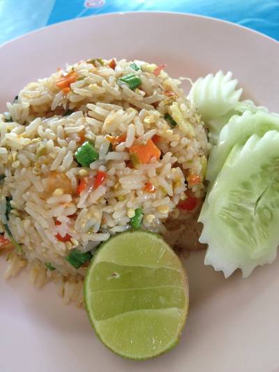 ร้านอาหาร ครัวแจ๋ว