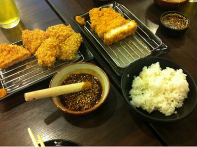 ร้านอาหาร Momotaro Perfect Katsu สาธุประดิษฐ์ 19