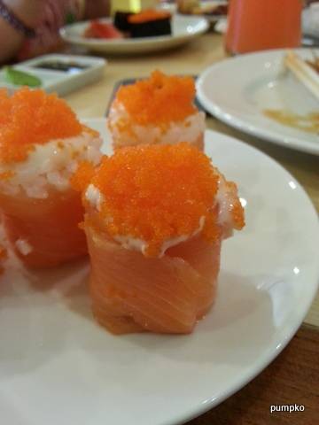 มากันแบบล้นคำ ที่ ร้านอาหาร Daiichi Emerald Hotel