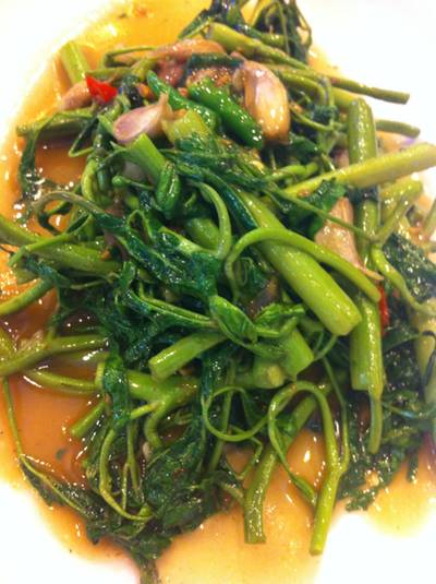 กระเฉดผัด ที่ ร้านอาหาร ฮั่วเซ่งฮง เยาวราช