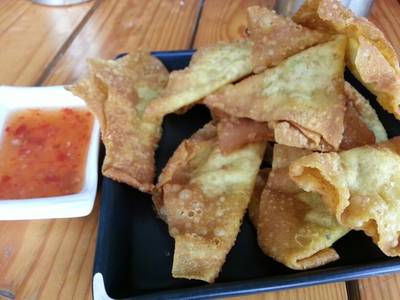 ร้านอาหาร ขนมจีนเส้นม้วน
