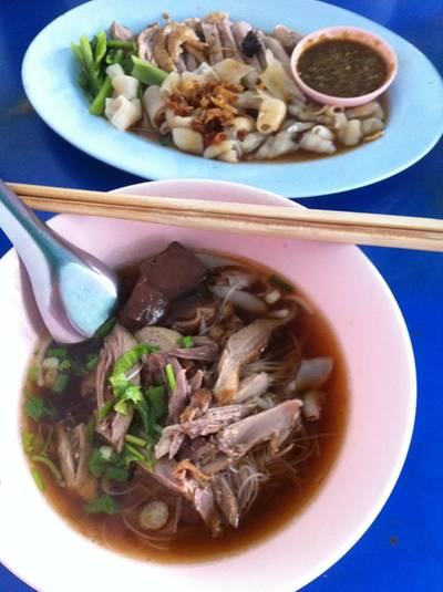 ร้านอาหาร ไก่แก้วก๋วยเตี๋ยวเป็ด ร้านอาหาร ไก่แก้วก๋วยเตี๋ยวเป็ด