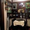 Private & Romantic corner ที่ ร้านอาหาร เฟินส์ฮัท