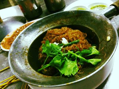 ร้านอาหาร ข้าวผัดปู-กระเพาะปลา เมืองทอง
