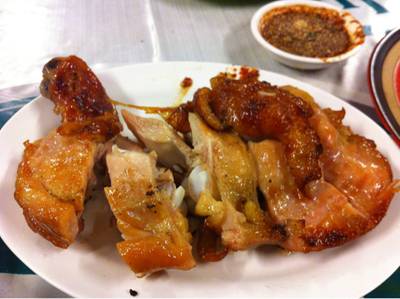 กี่ครั้งก็อร่อยไม่เคยเปลี่ยน ที่ ร้านอาหาร หมูตกครก