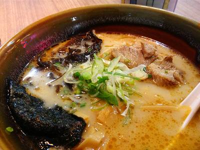 ทงคตทสึราเมงค่ะ รสชาดที่นี่ใช้ได้นะค่ะ ที่ ร้านอาหาร FUMI JAPANESE CUISINE The Mall Bangkae ทงคตทสึราเมงค่ะ รสชาดที่นี่ใช้ได้นะค่ะ ที่ ร้านอาหาร FUMI JAPANESE CUISINE The Mall Bangkae