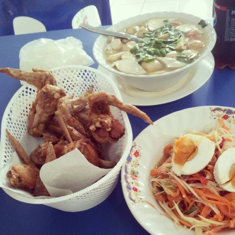 ร้านอาหาร ร้านไก่ทอด8กระทะ