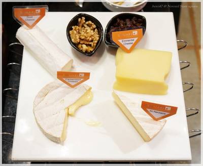 ร้านอาหาร The Square Novotel Bangkok Siam Square