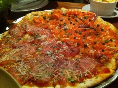 ร้านอาหาร Pizza Pazza